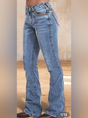 Flamingals #69171 wash contrast Stitch boot cut Jeans Size Small 31” inseam